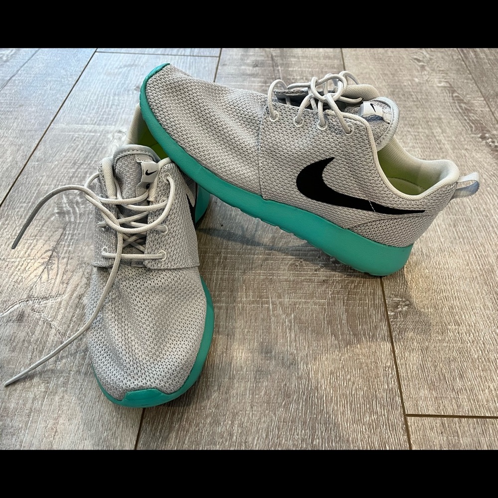 Nike Roche light grey teel Mens 7.5